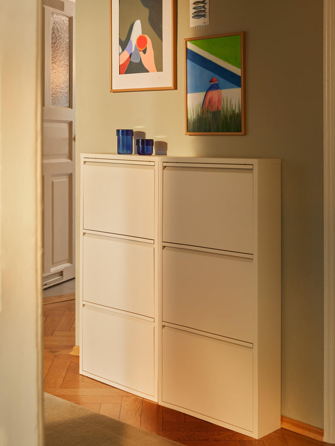 SLIM STEEL SHOE CABINET – ITALIAN DESIGN